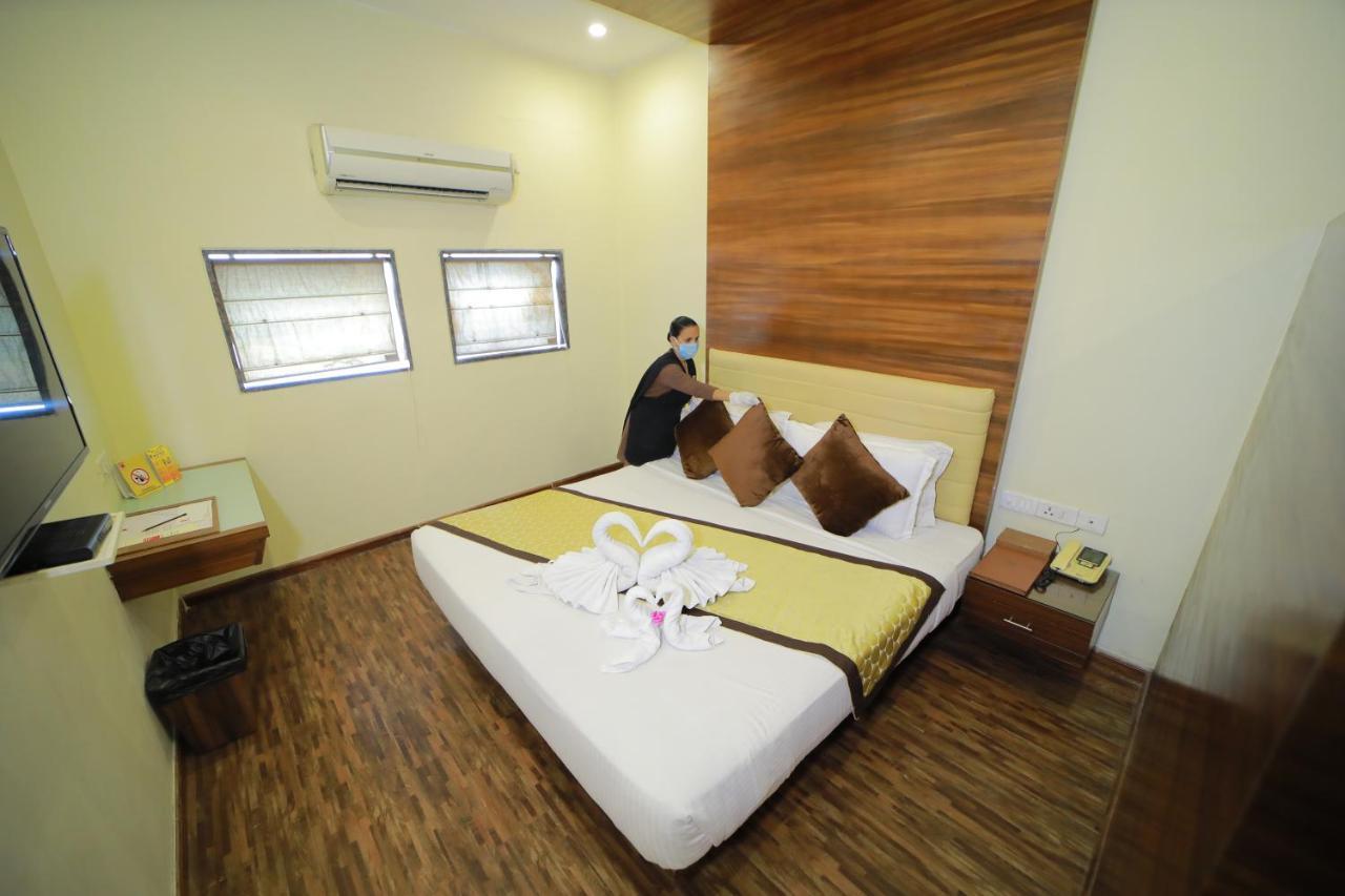 Vijaya Tej Clarks Inn Патна Экстерьер фото