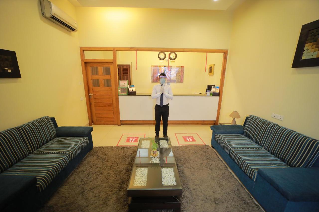 Vijaya Tej Clarks Inn Патна Экстерьер фото